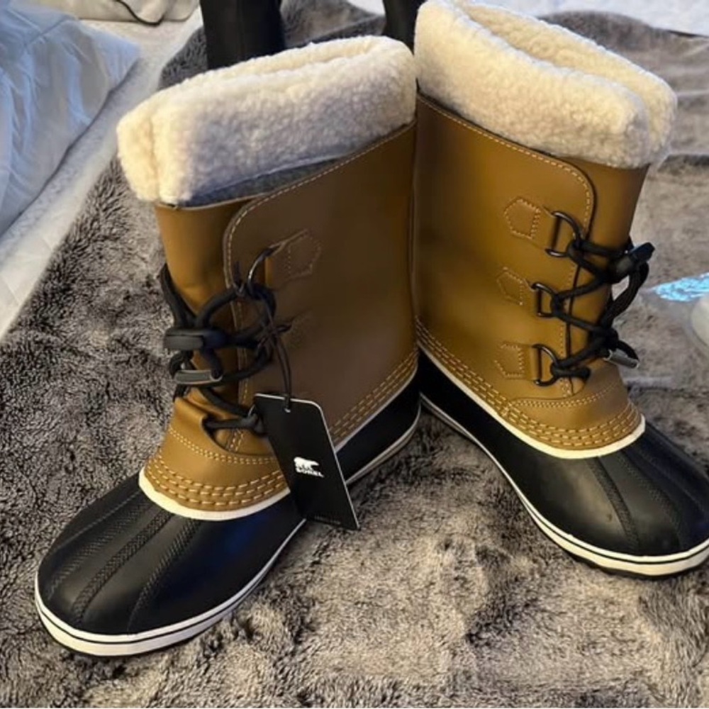 NEW Sorel Yoot Pack Winter Boots - Youth Size 3 (No box)